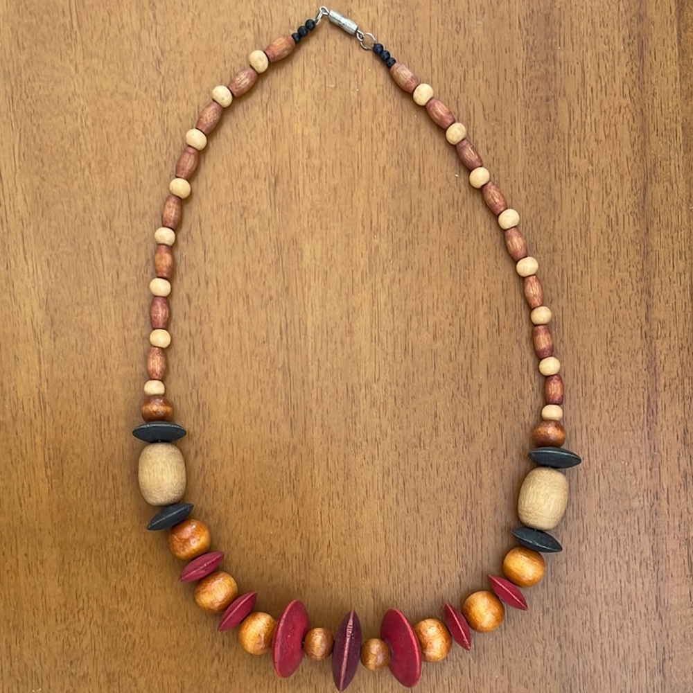 Vintage 1970s Wooden Beaded Necklace